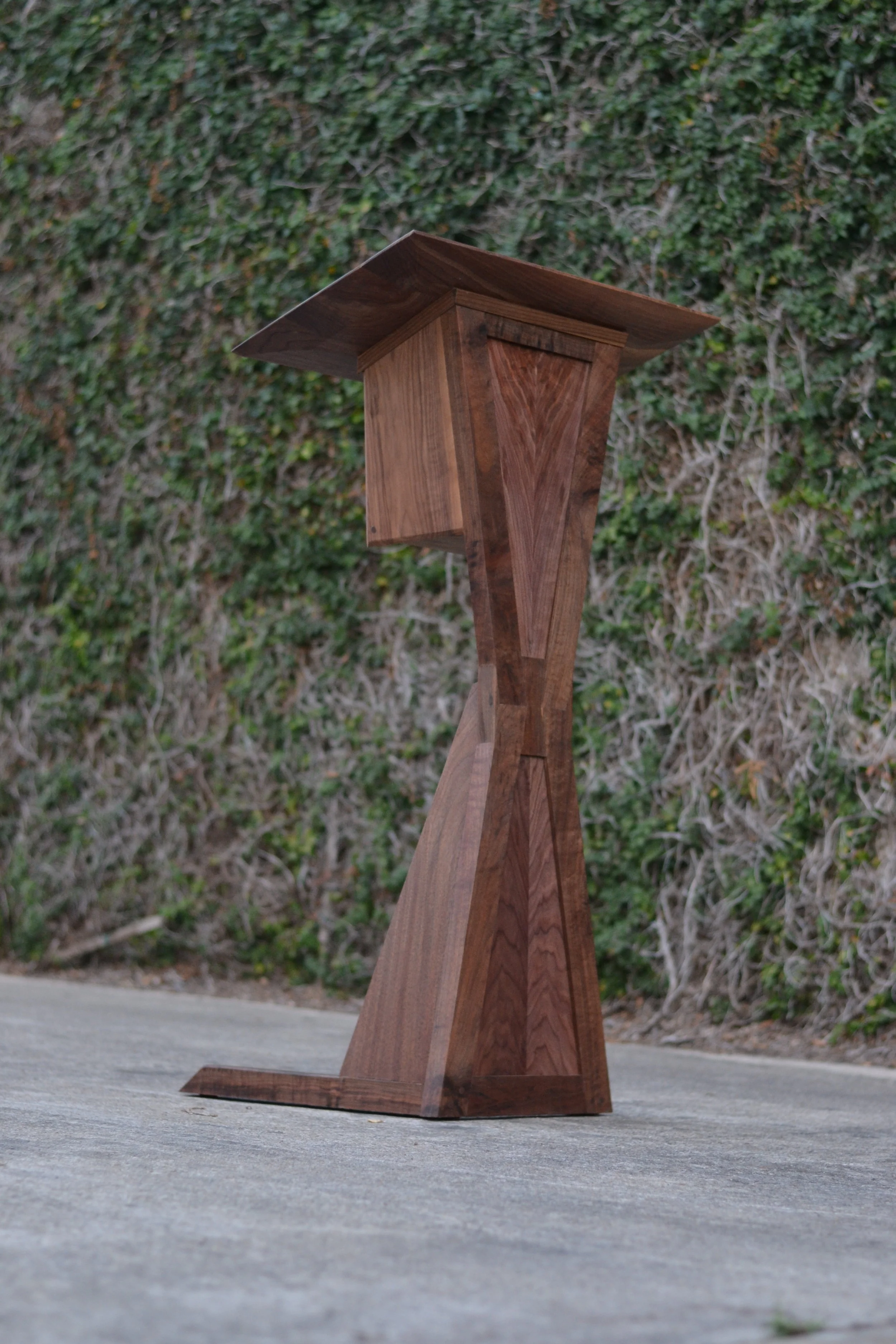 Walnut Podium 2.JPG