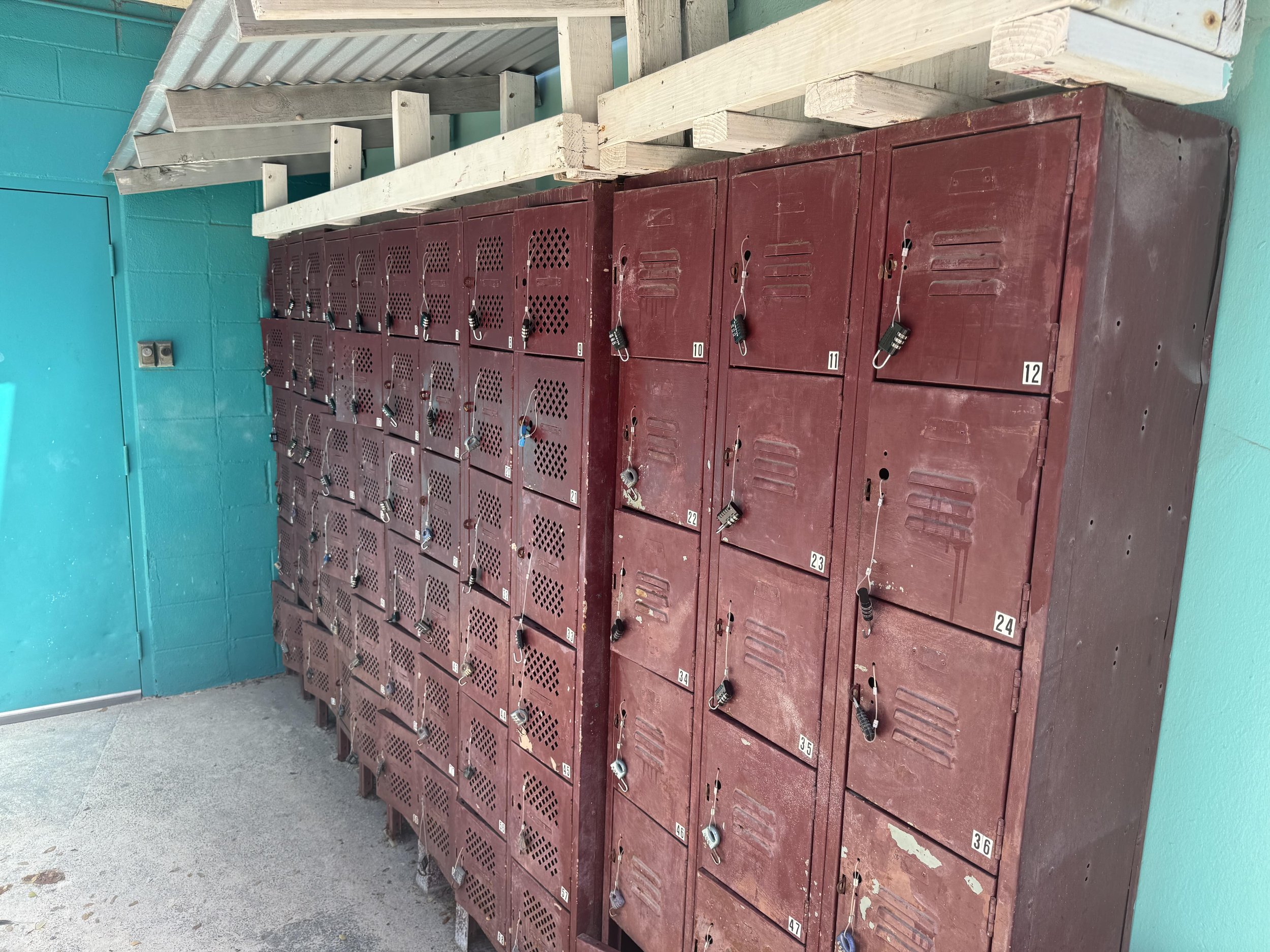 Locker Rentals For Kailua and Lanikai Beach Oahu — Kailua Beach Adventures