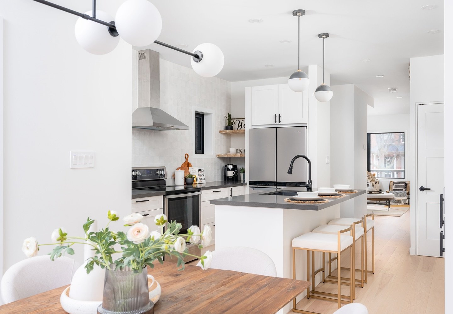 We&rsquo;re experiencing some serious April showers this week, so all the more reason to have a beautiful indoor space for entertaining! 🍽️ Happy almost weekend, everyone! 

Project Rutland 2.0 (Residential - Full Home Remodel)
Builder: @dolmenhomes