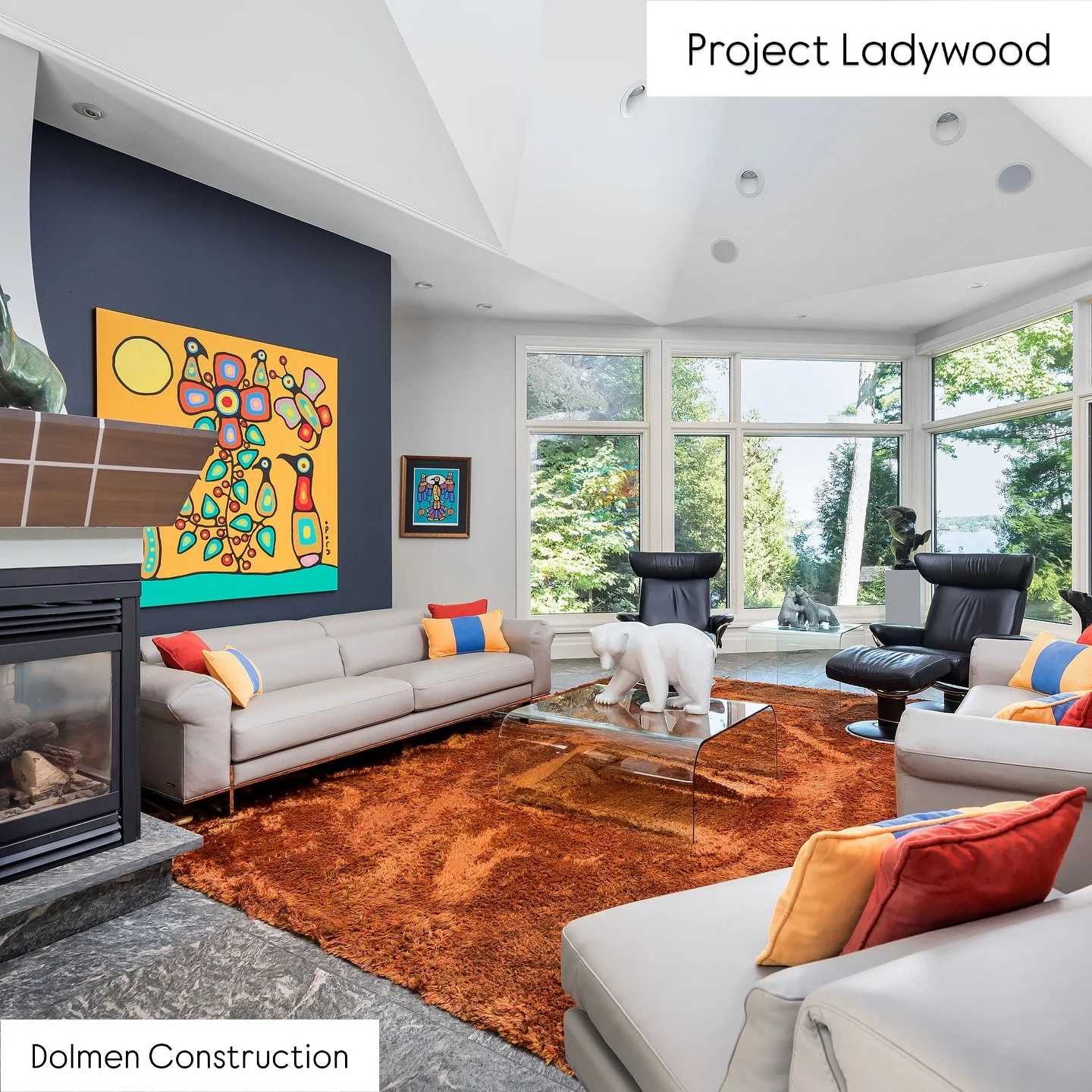 It&rsquo;s giving modern gallery meets lakehouse luxury. 
Bold art, sleek lines, and views for days &mdash; every detail designed to make you stop and stare.

✨Project Ladywood✨

Architect: @urbankeiosdesign 
Photographer: @kuba__photo 
Builder: @Dol