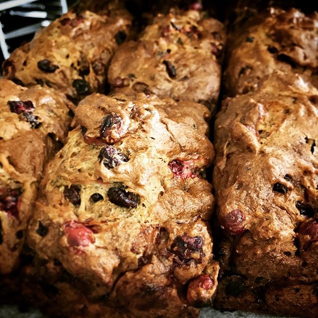 Our delicious handmade Christmas Cranberry &amp; Walnut made by Sarah... smells as good as this... in all @farrofresh and selected speciality stores and New World.  #norefinedsugar #speltflour #freshcranberries #artisanbakery