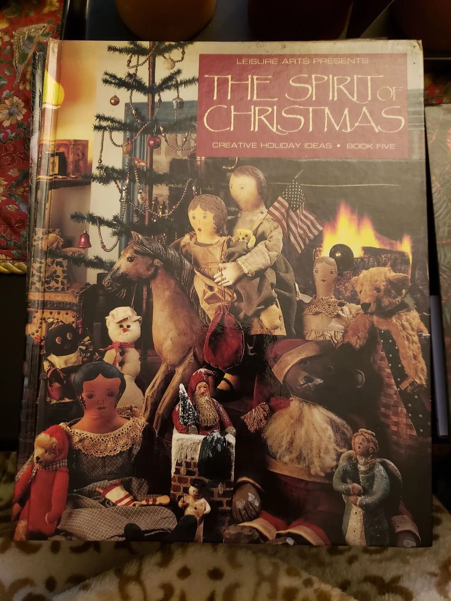 PATTERN BOOK - "The Spirit Of Christmas: Creative Holiday Ideas" Book 5