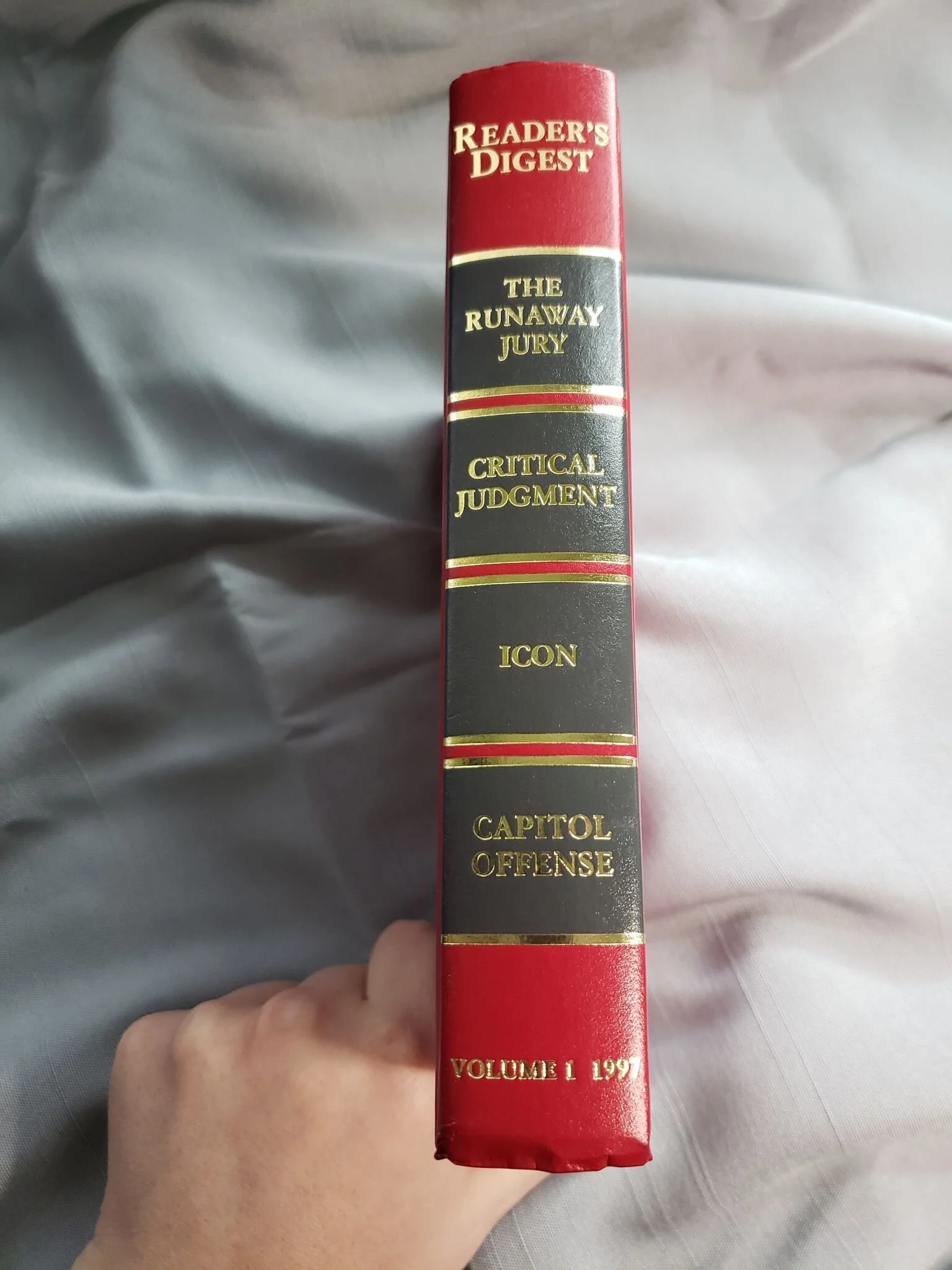 Readers Digest - Volume 1,  1997