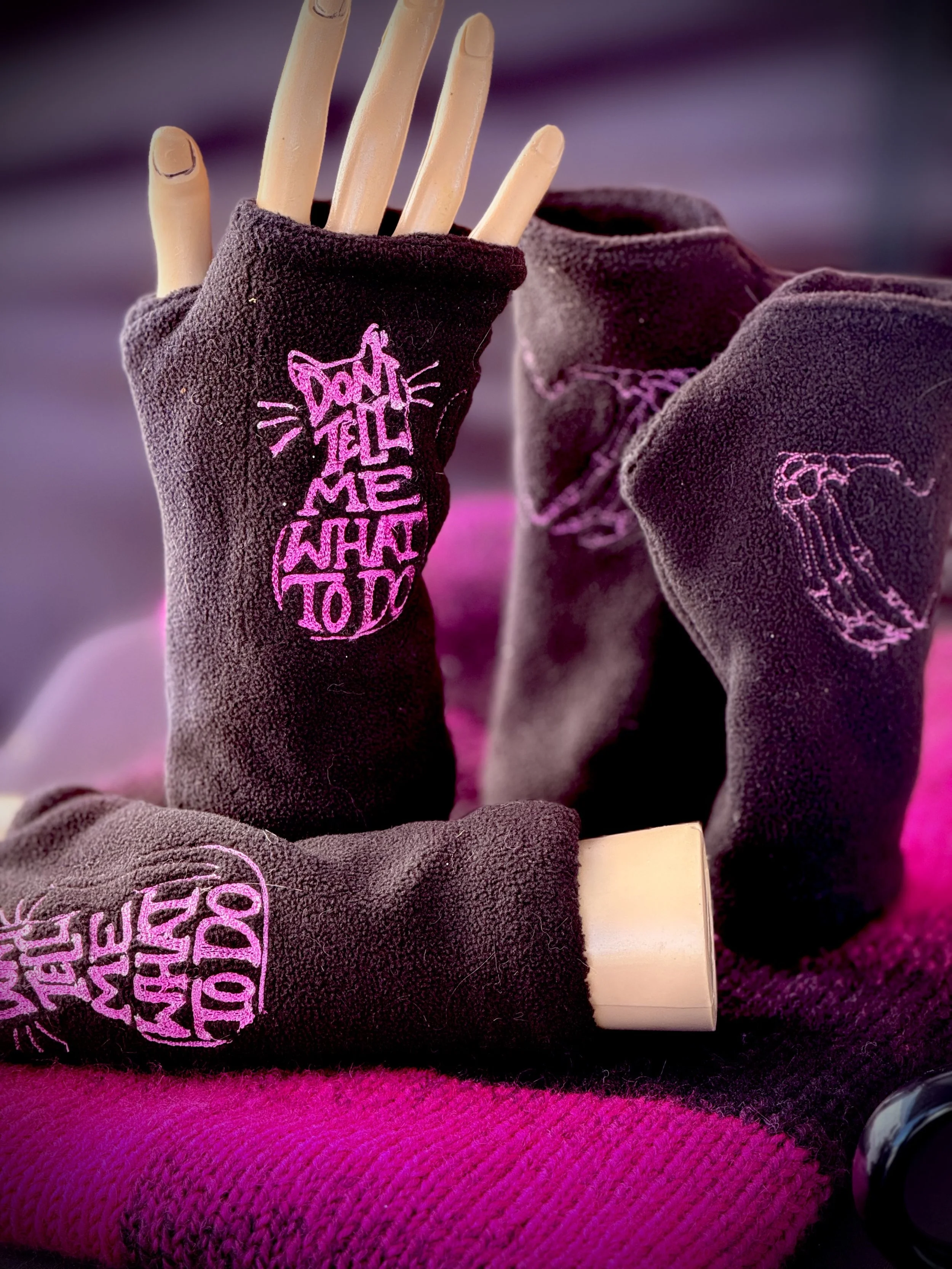 FINGERLESS MITTS 
