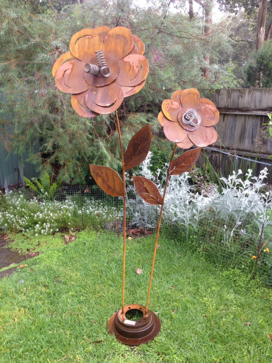 Swaying Flowers