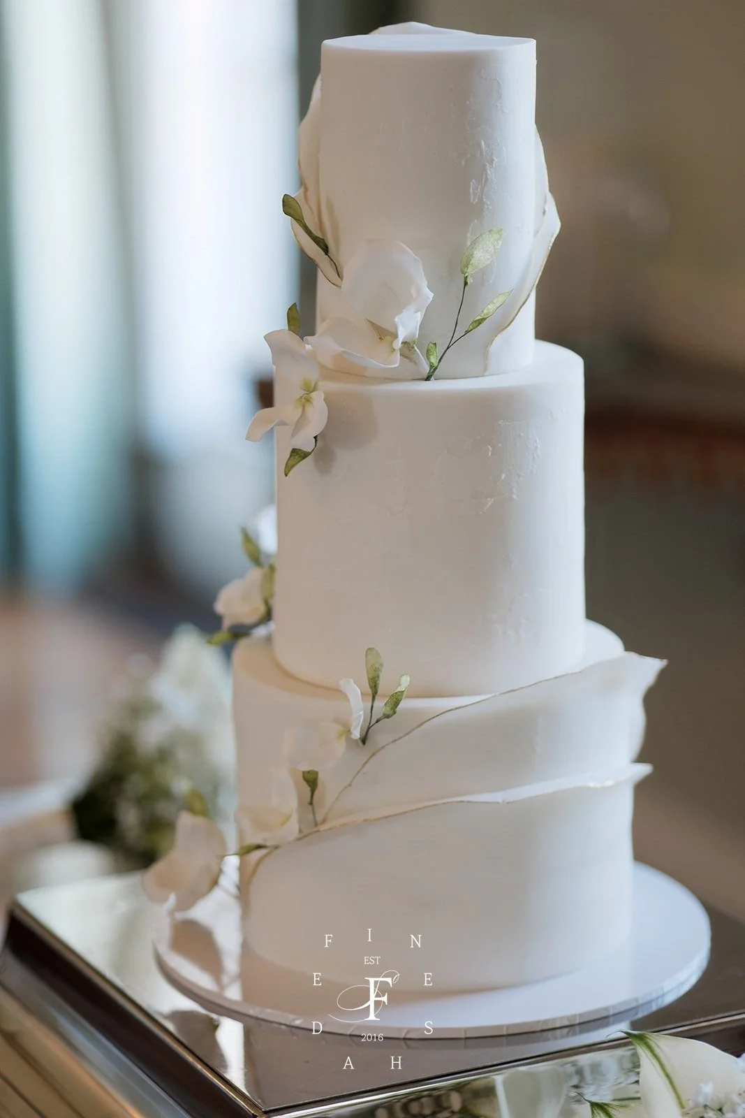 northamptonshire-wedding-cake-kelmarsh-hall