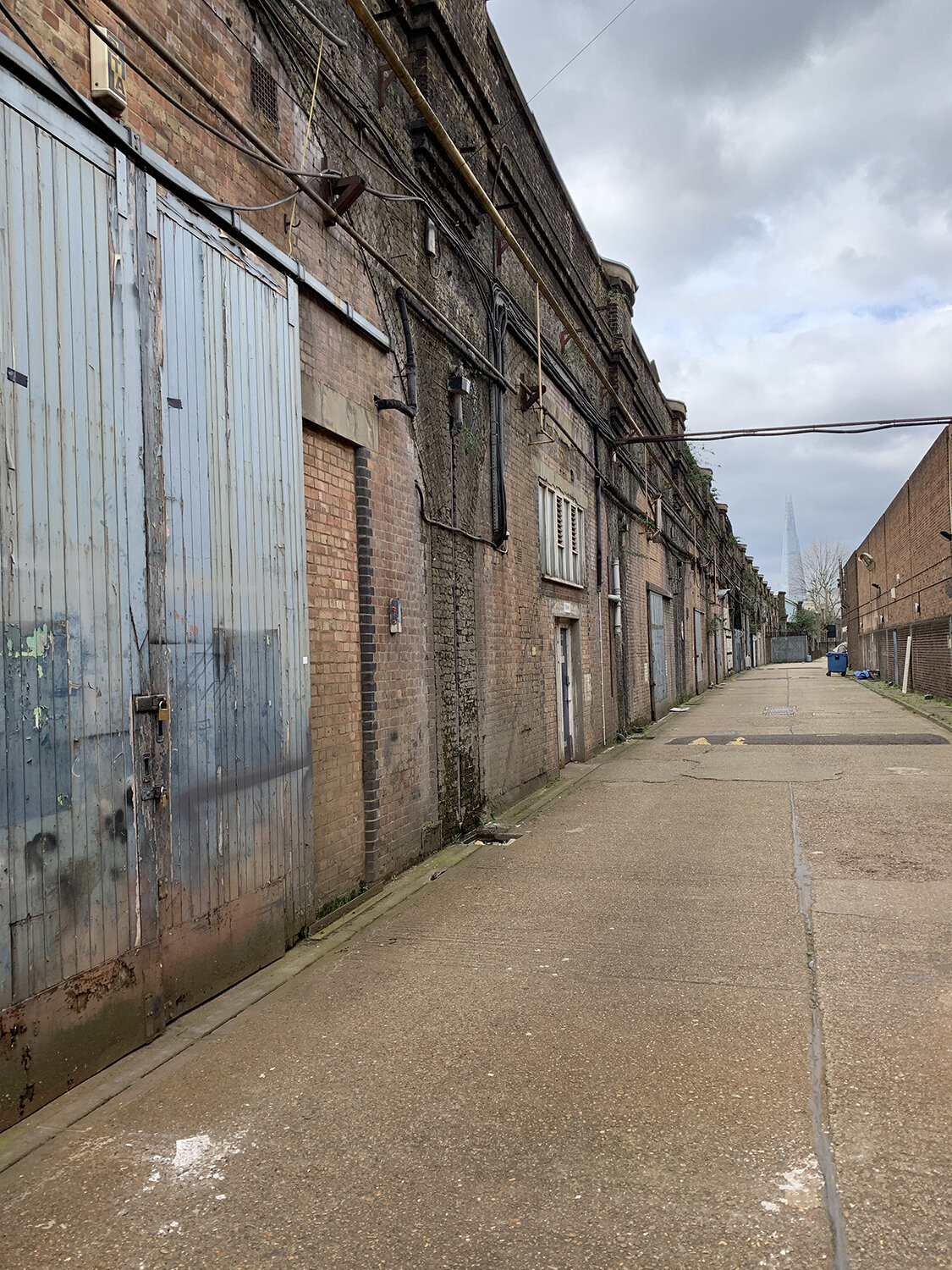 The four selected arches that TDO has been appointed to refurbish represent two typologies: spaces which require internal division to achieve distinct accommodation zones, e.g. workspace, lettable space, meeting space, storage, recreation, caterin