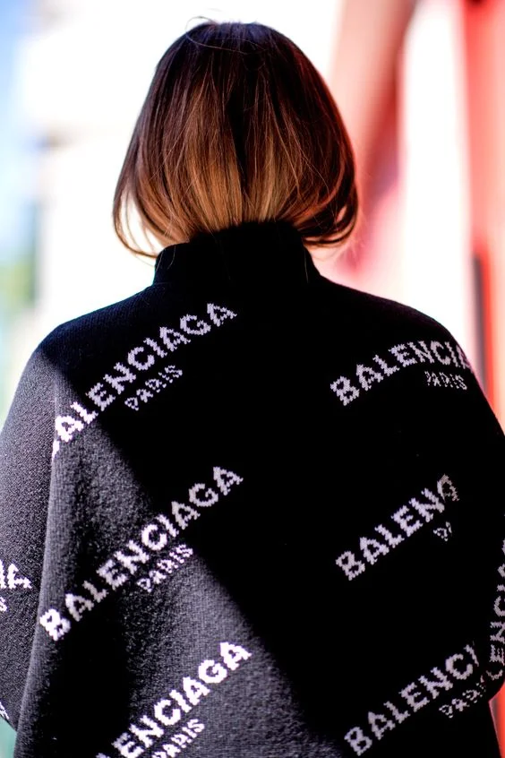 BALENCIAGA<br>Logo Pullover