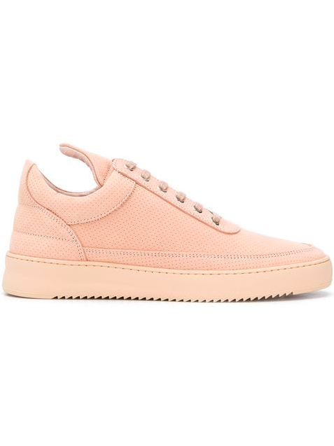 FILLING PIECES