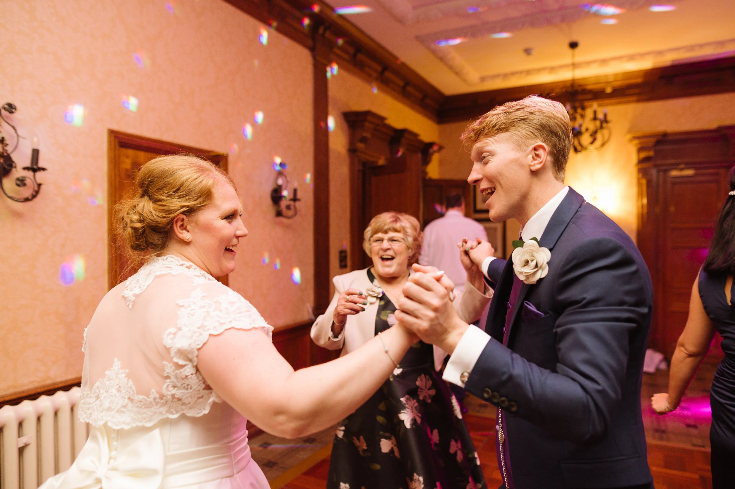 Inglewood wirral wedding photographer