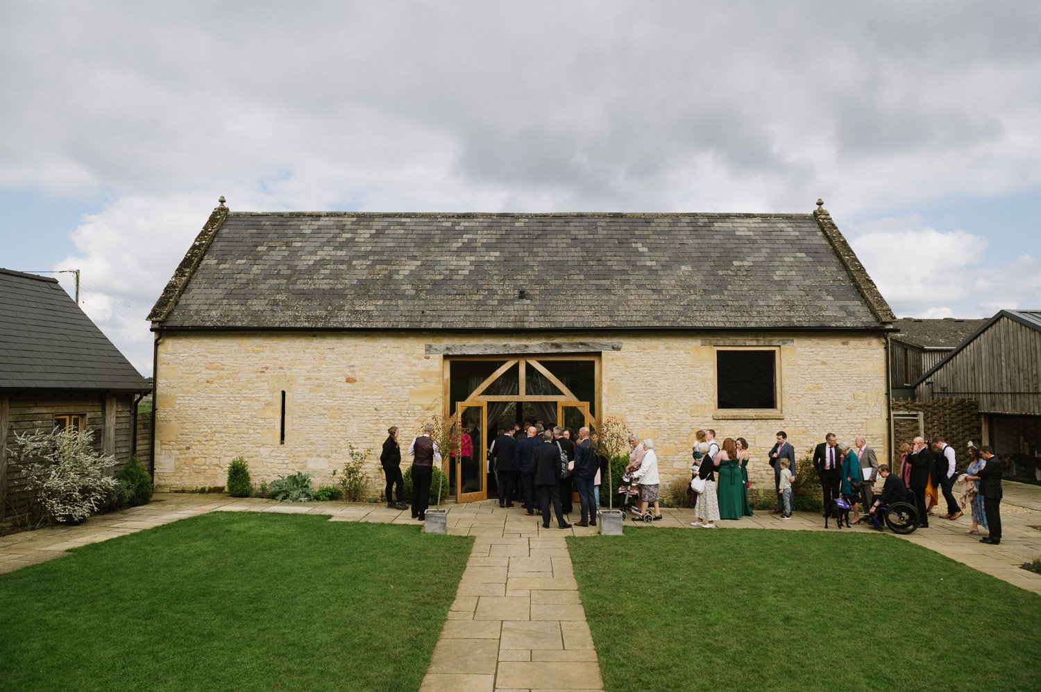 065 upcote barn cheltenham wedding photographers.jpg