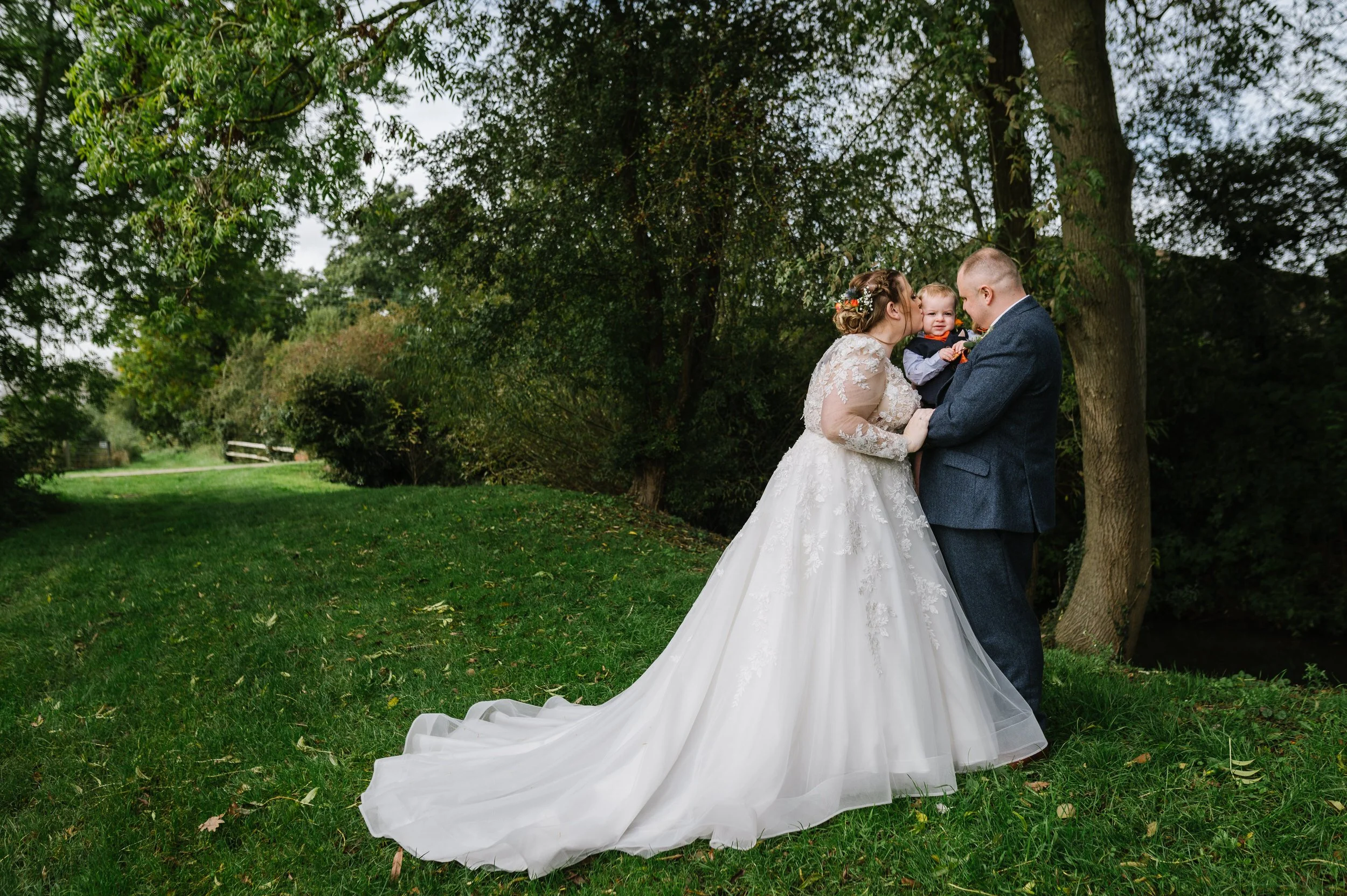 Swallows Nest Barn Warwick wedding photographer 2 2.jpg