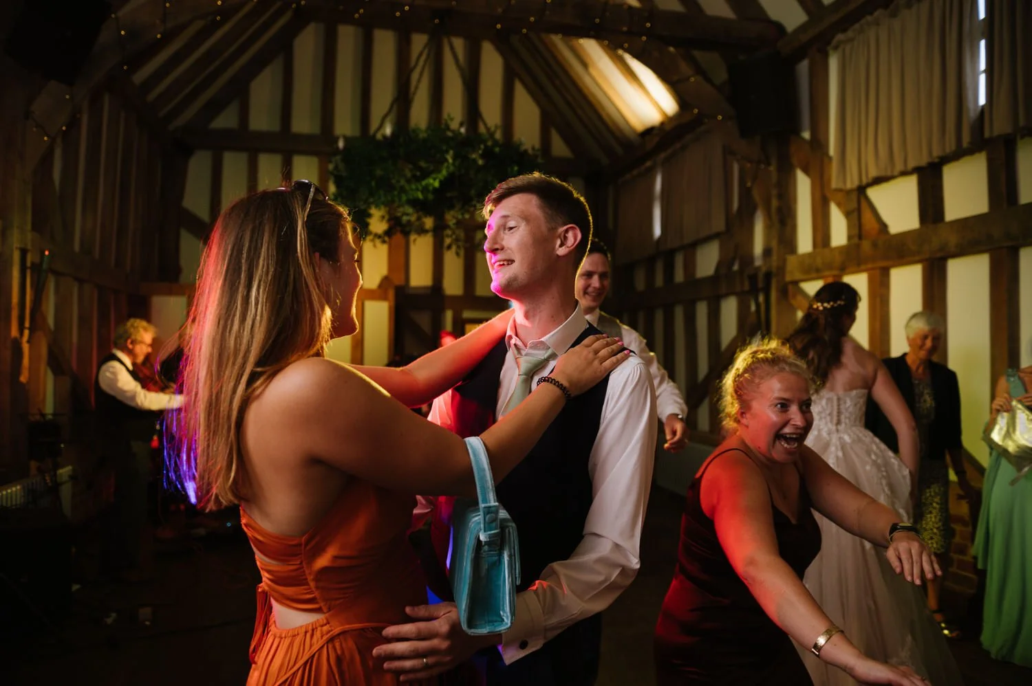 60 Gate Street Barn Guildford wedding photographer.jpg