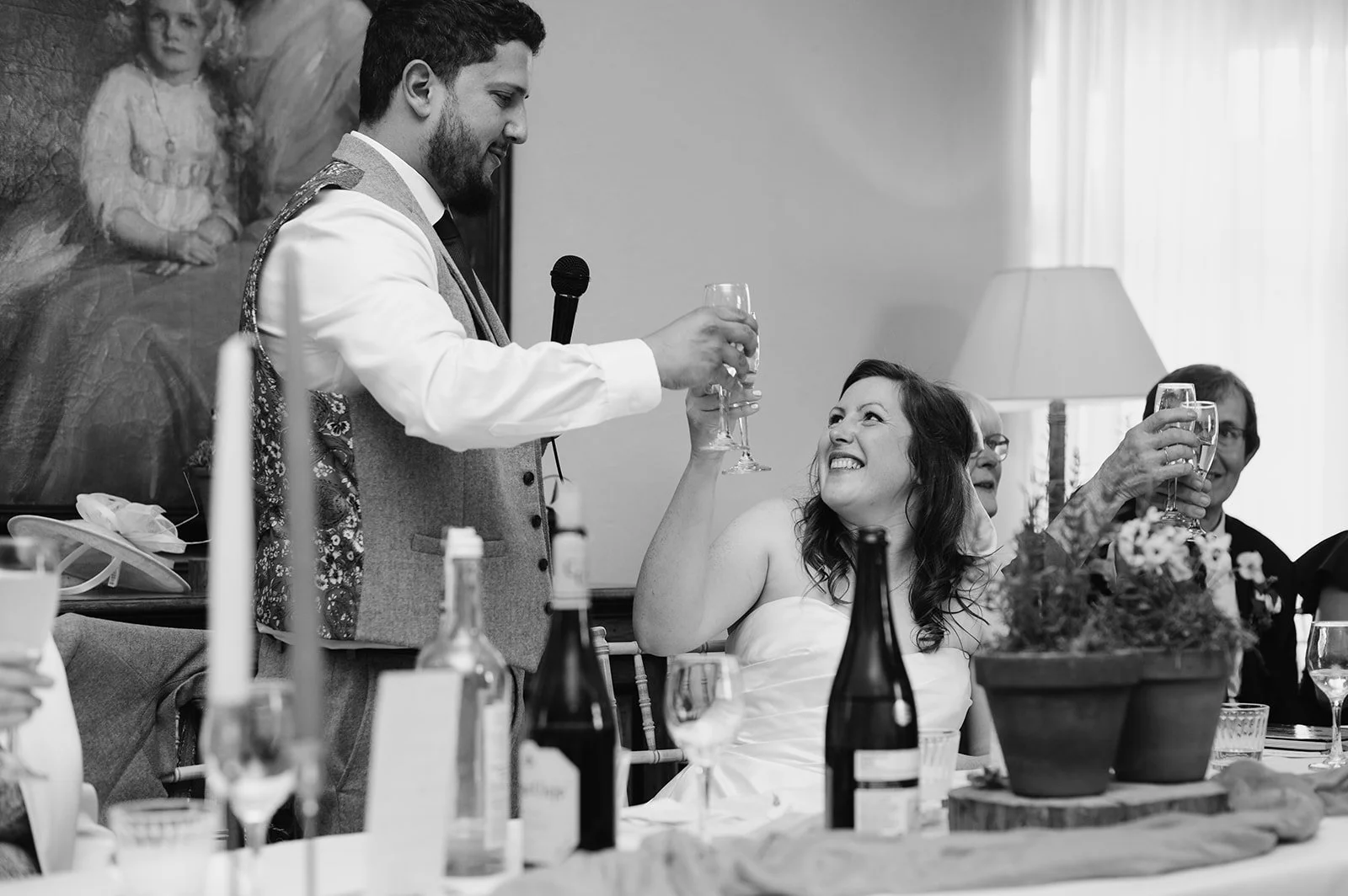 508 Holme Pierrepoint Nottingham wedding photographer-BW.jpg