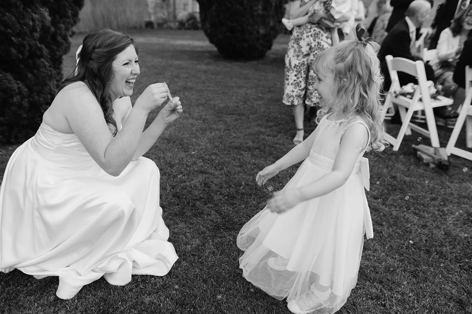 601 Holme Pierrepoint Nottingham wedding photographer-BW.jpg