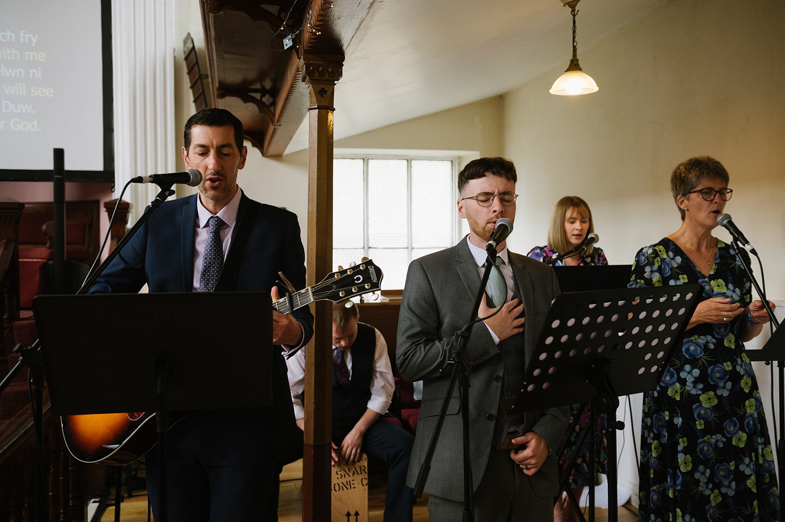 26 caernarfon wedding photographer.jpg