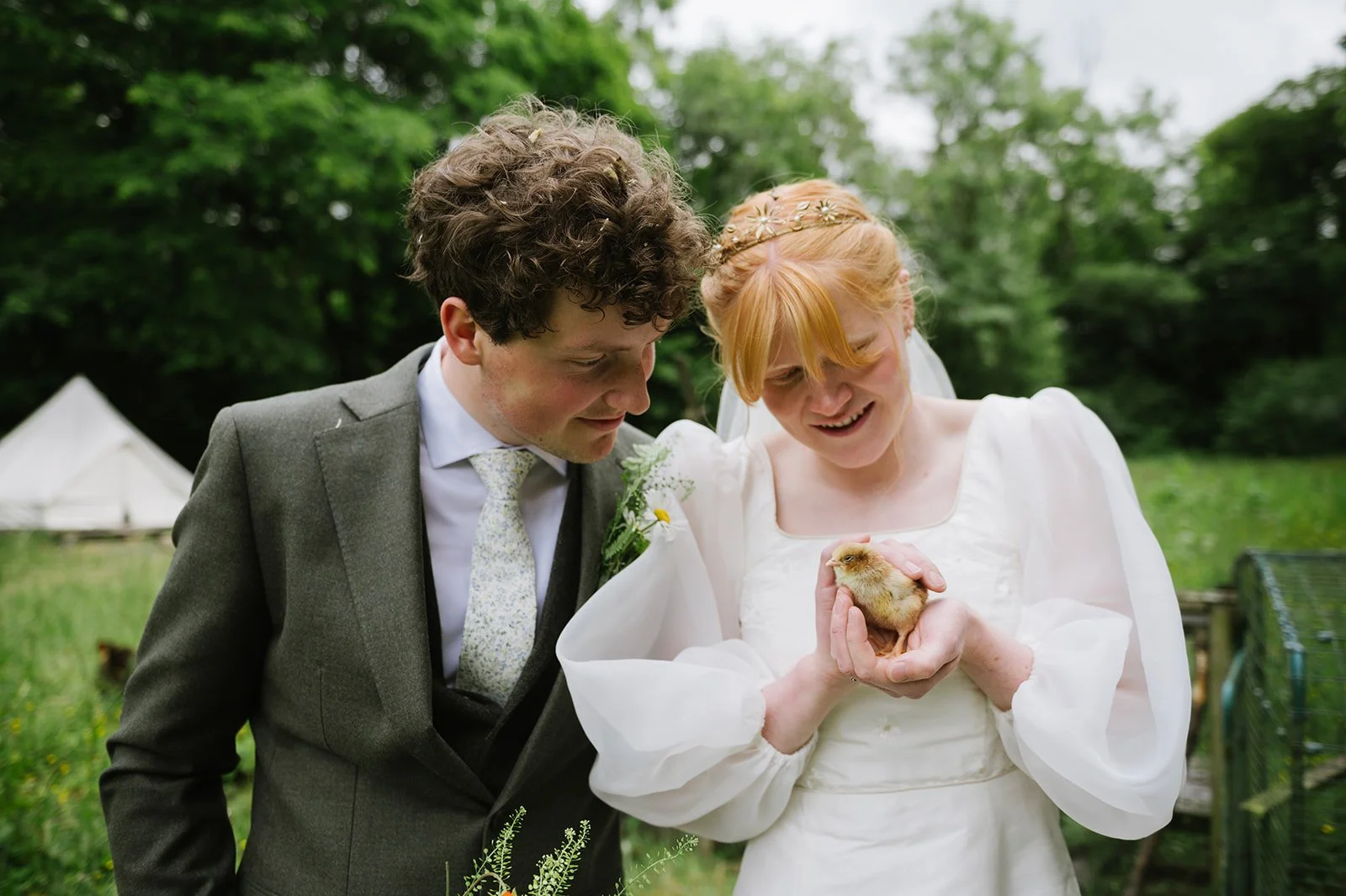 39 caernarfon wedding photographer.jpg