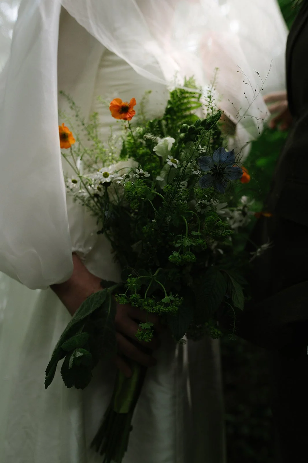 42 caernarfon wedding photographer.jpg