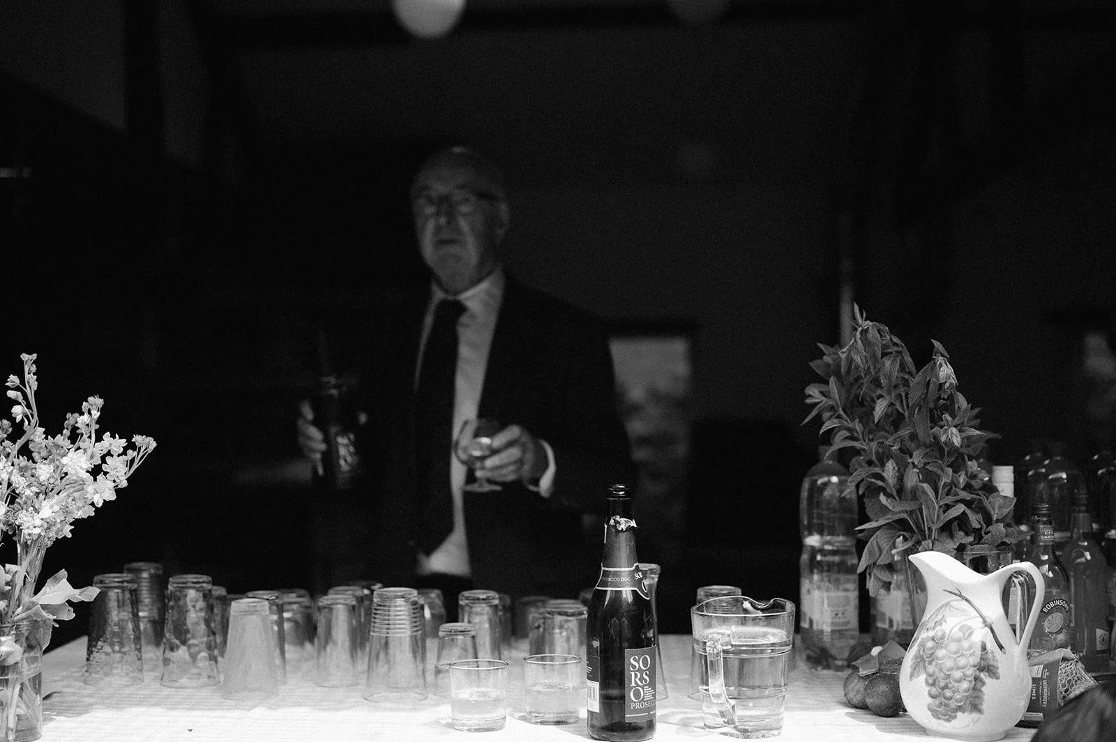 43 caernarfon wedding photographer.jpg