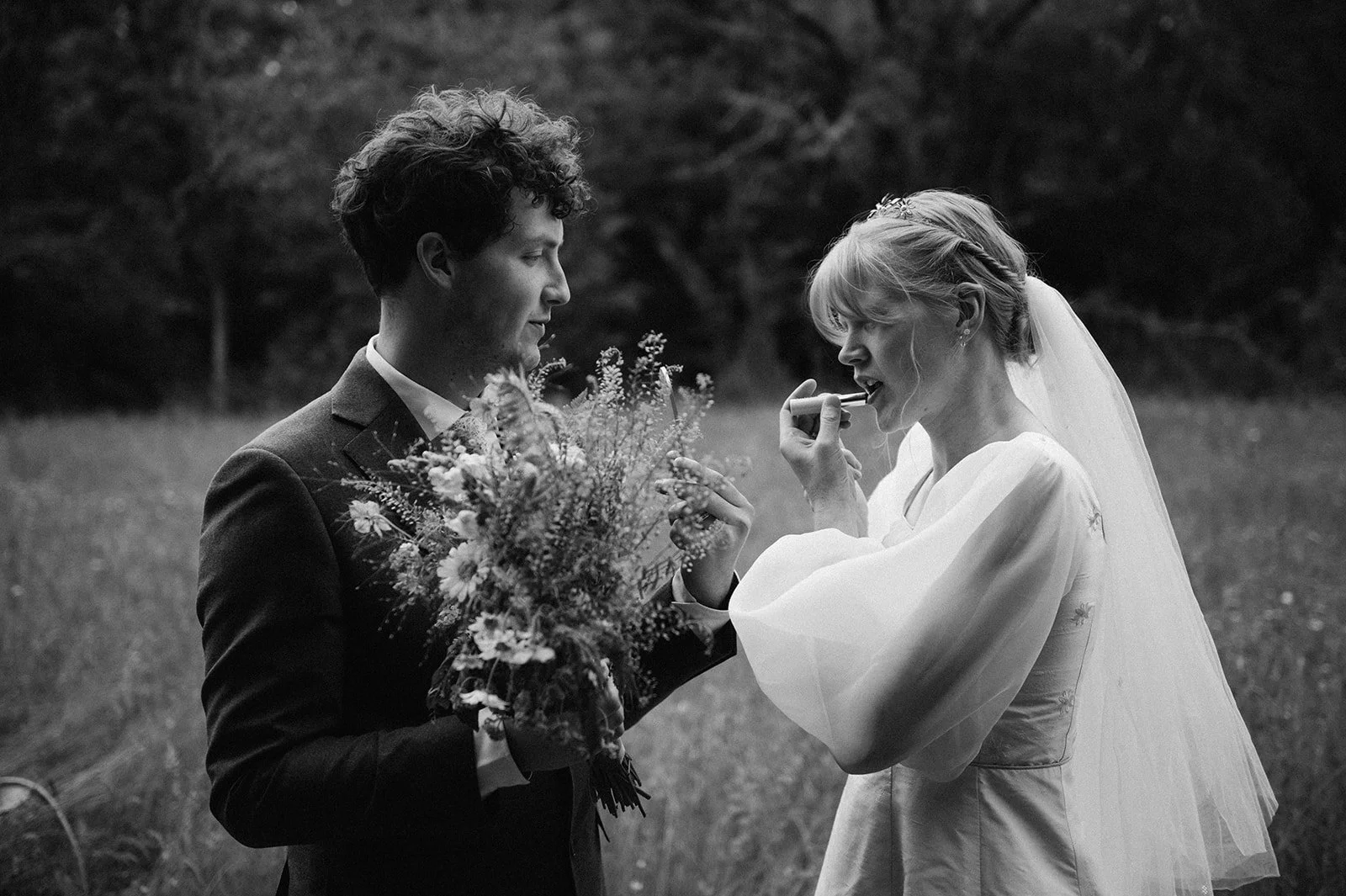 44 caernarfon wedding photographer.jpg