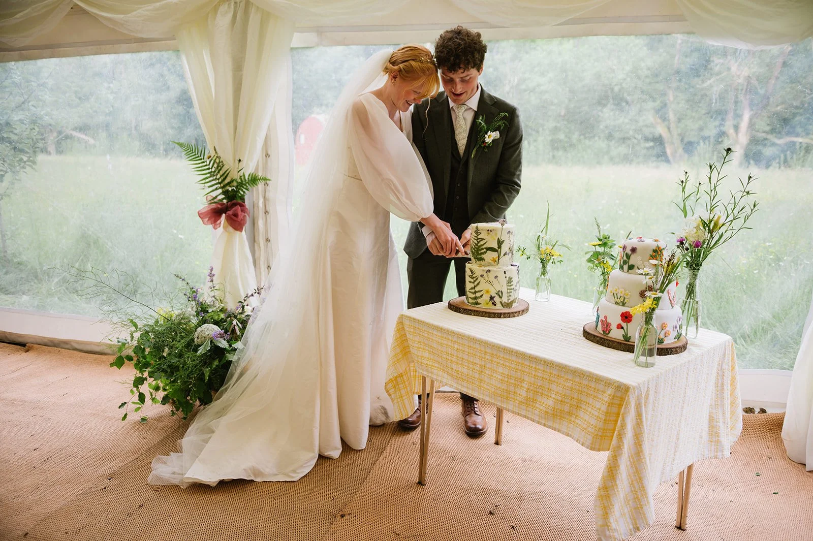 56 caernarfon wedding photographer.jpg