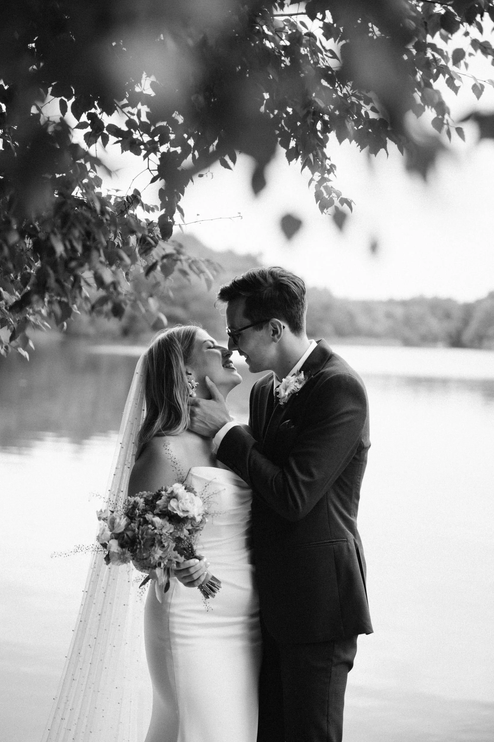 couple portraits by the waterside at the bracebridge sutton coldfield