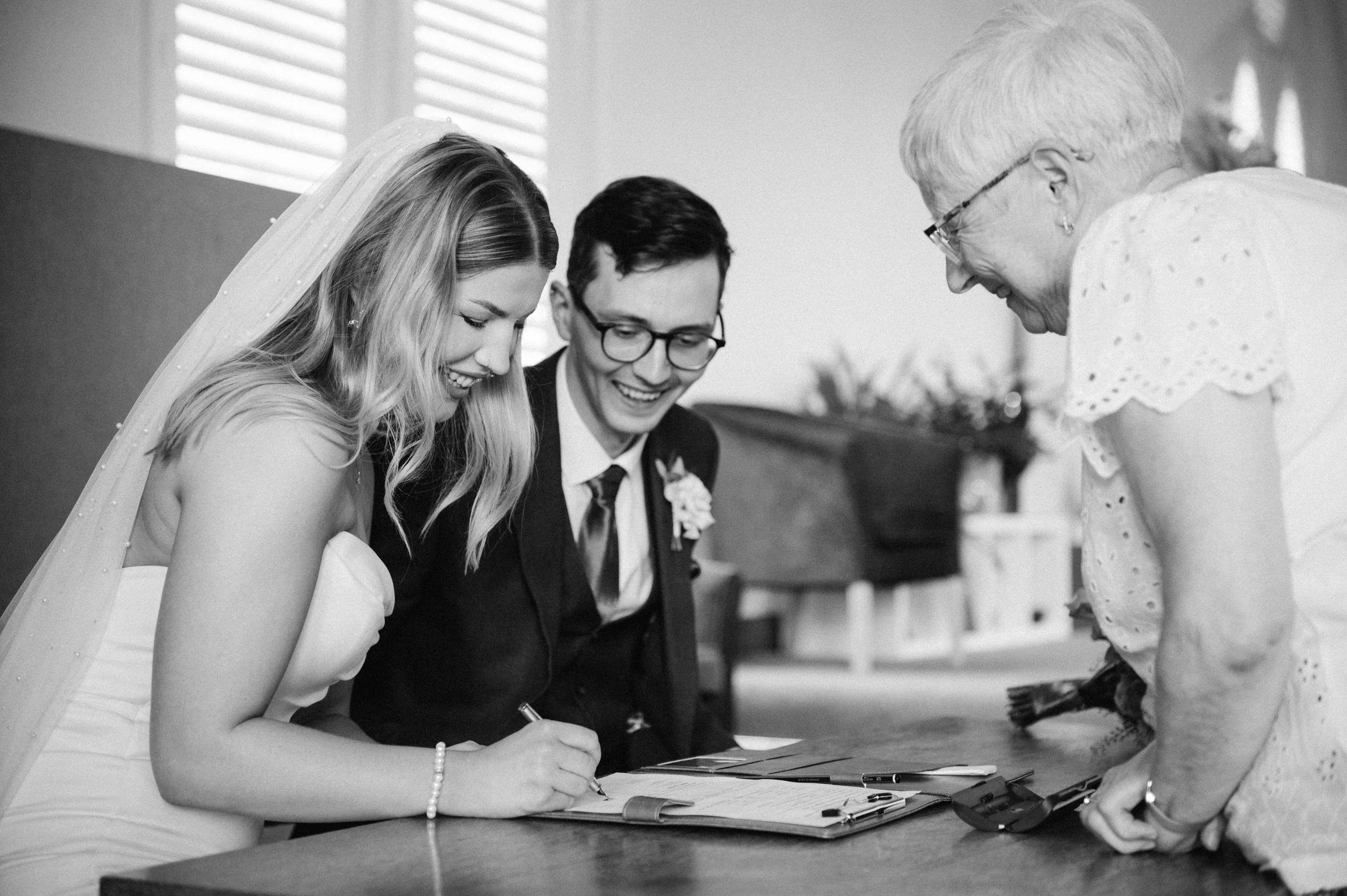 21 bracebridge sutton coldfield wedding photographer.jpg