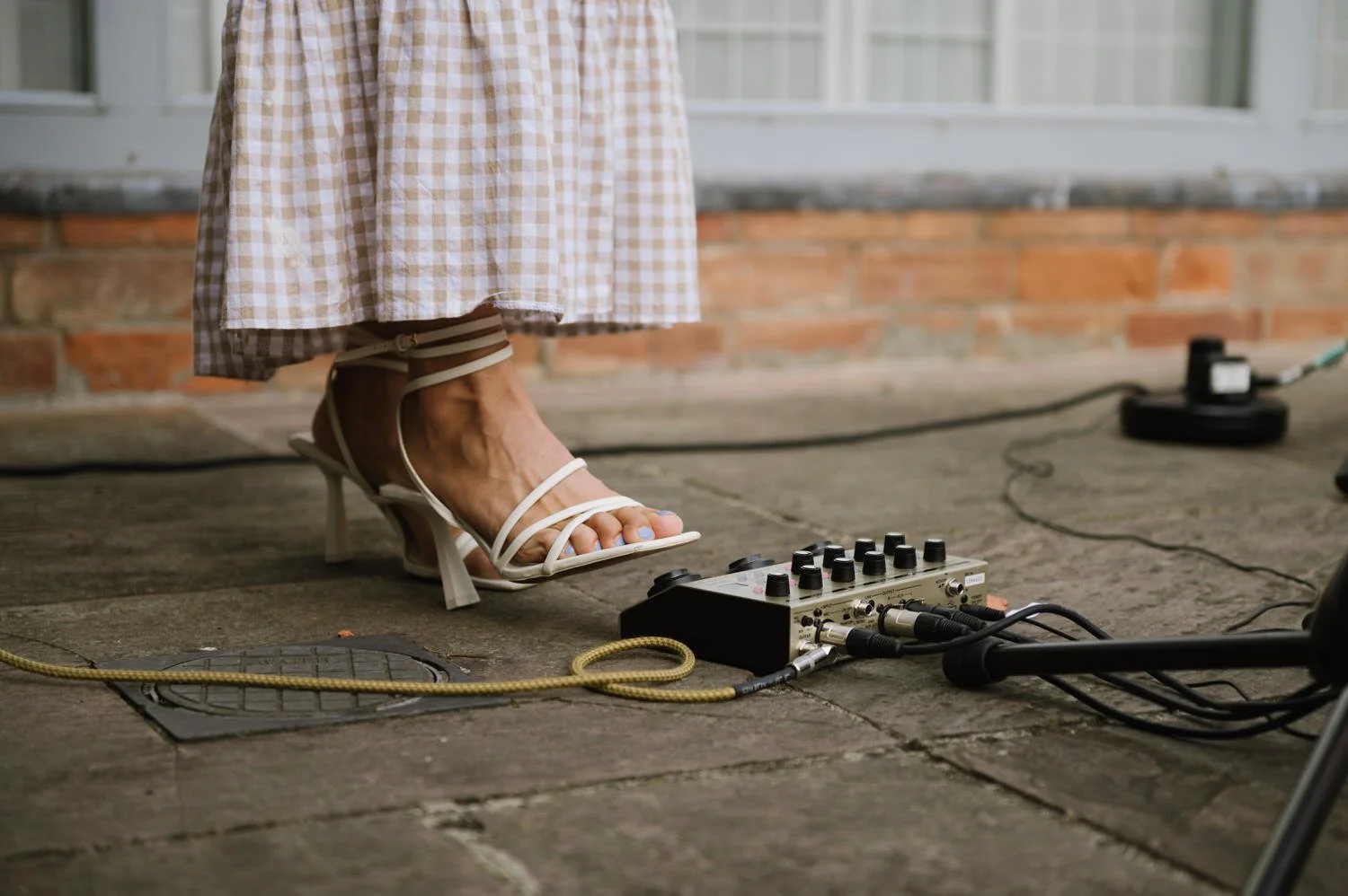 7 swallows nest barn wedding georgia clementine musician.jpg