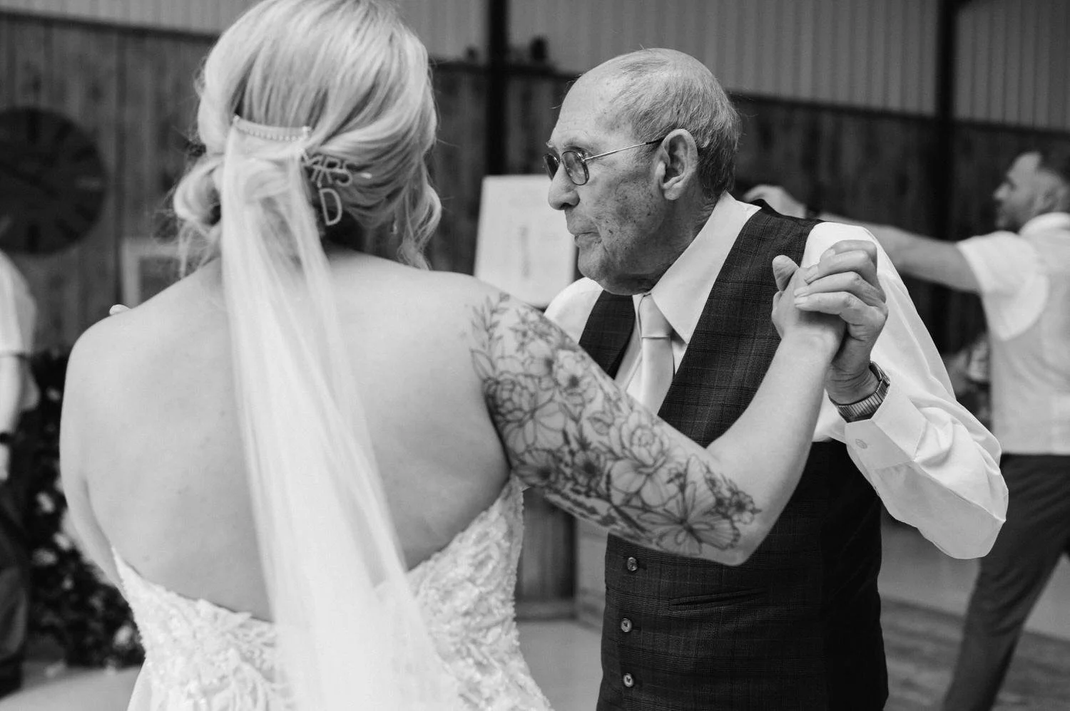 3 bilston brook lichfield wedding photographer.jpg