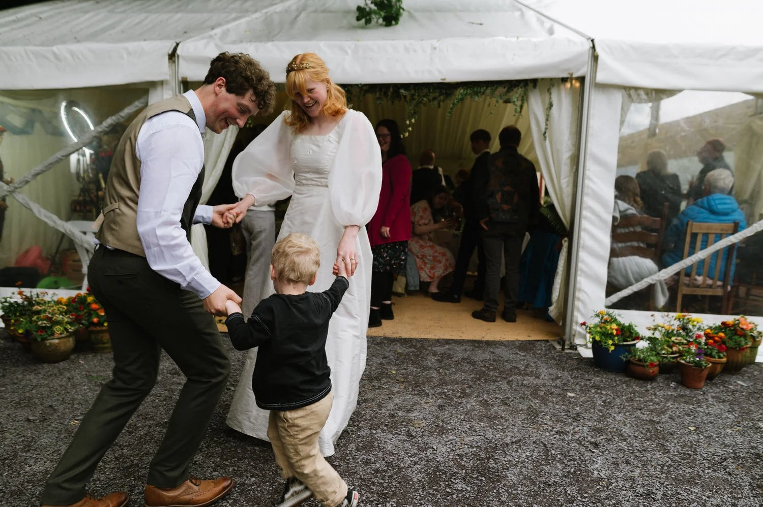 9 caernarfon wedding photographer band.jpg