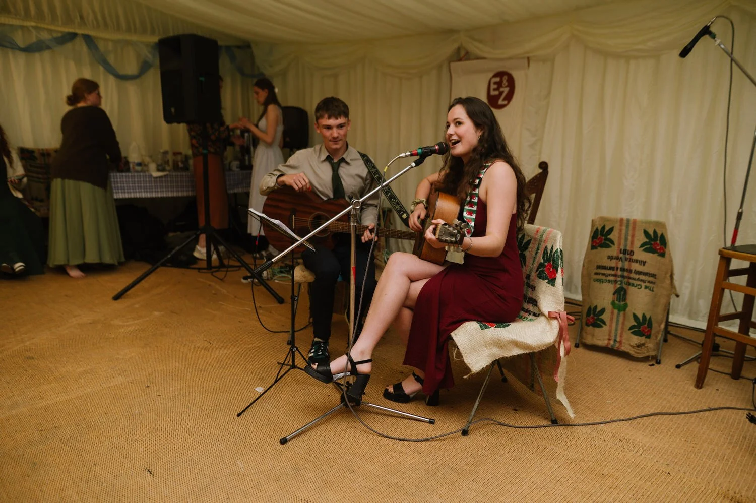 11 caernarfon wedding photographer band.jpg