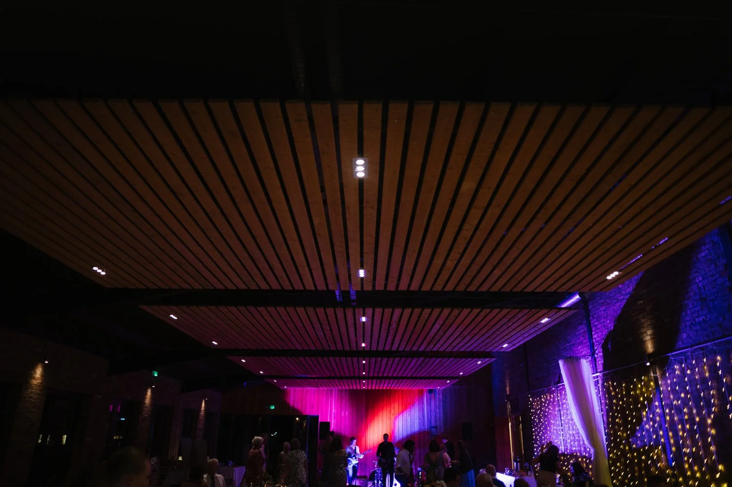 3 norton field barn atherstone wedding photographer.jpg