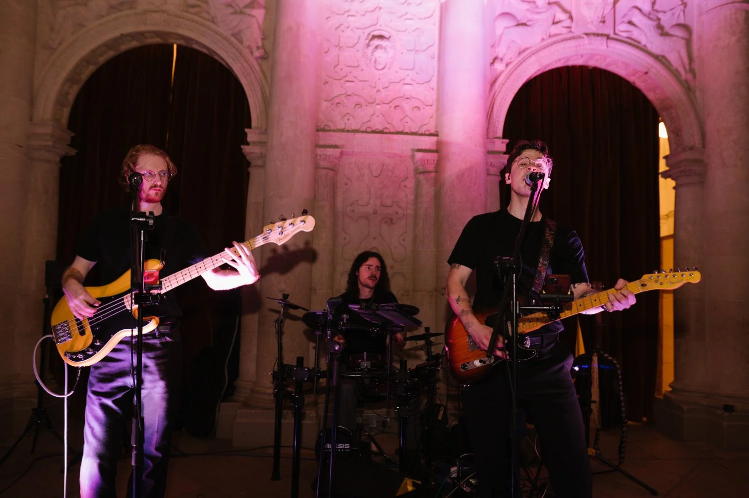 7 wollaton hall nottingham wedding photographer.jpg