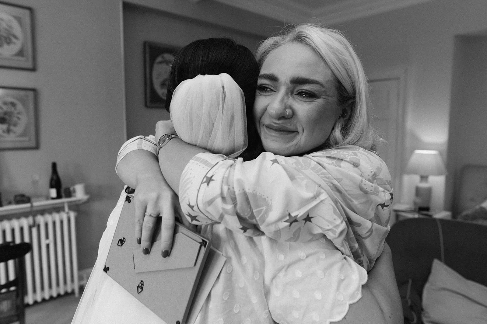 084 lake district wedding photographer-BW.jpg