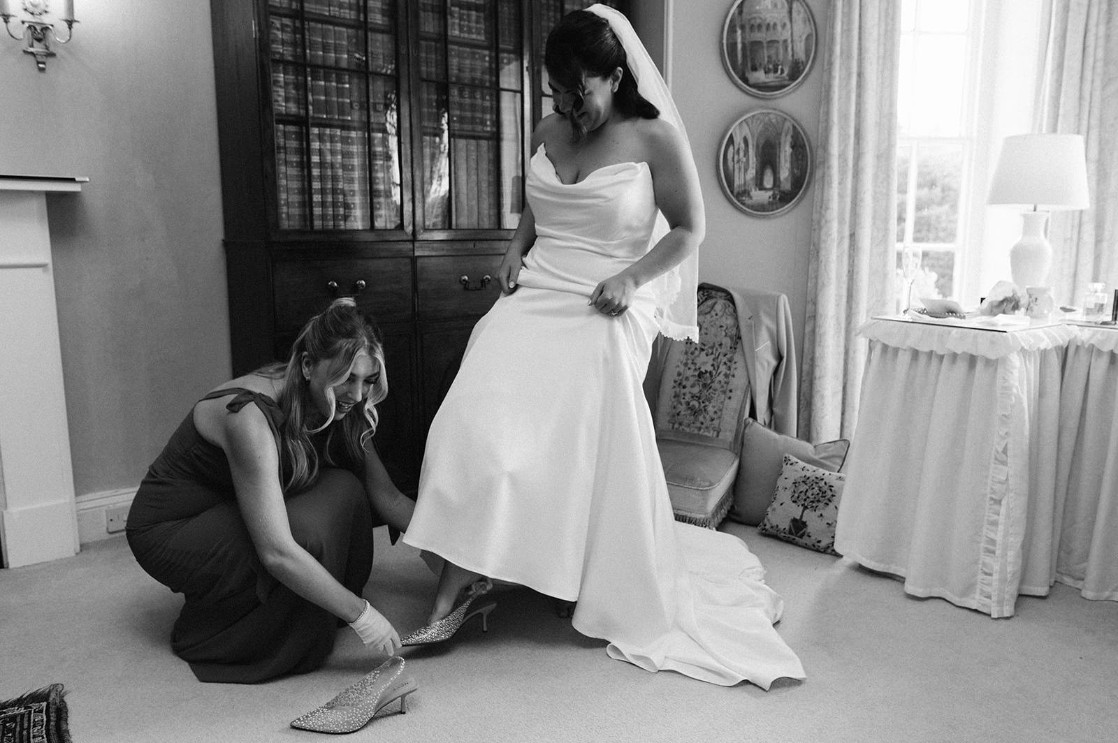 111 lake district wedding photographer-BW.jpg