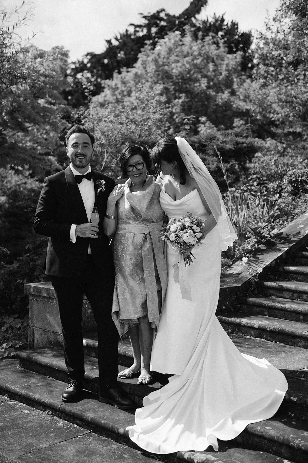 302 lake district wedding photographer-BW.jpg