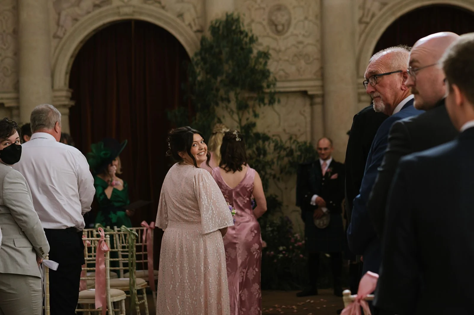 19 Wollaton hall nottingham wedding photographer.jpg