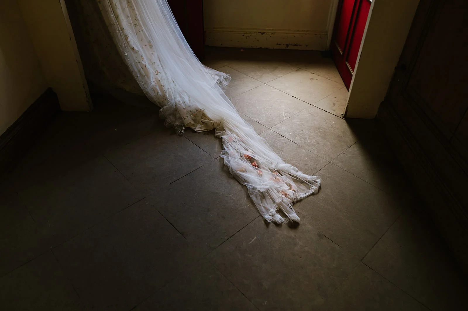 24 Wollaton hall nottingham wedding photographer.jpg