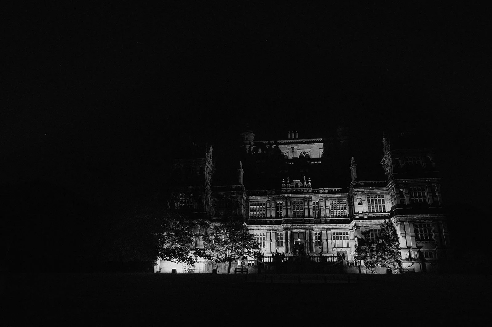 49 Wollaton hall nottingham wedding photographer.jpg