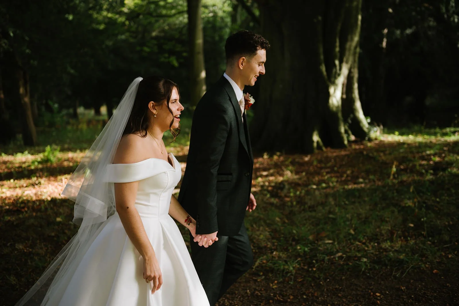 29 Wortley Hall wedding yorkshire photographer.jpg