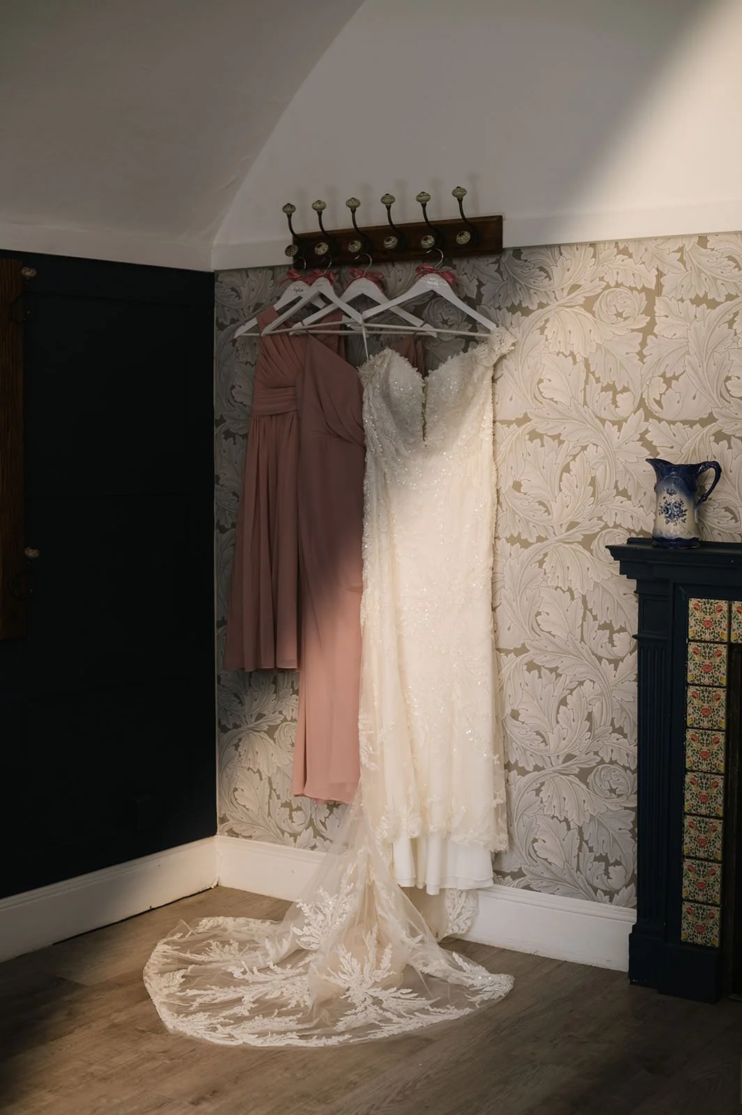 7 Old Rectory House Redditch Wedding photographer.jpg