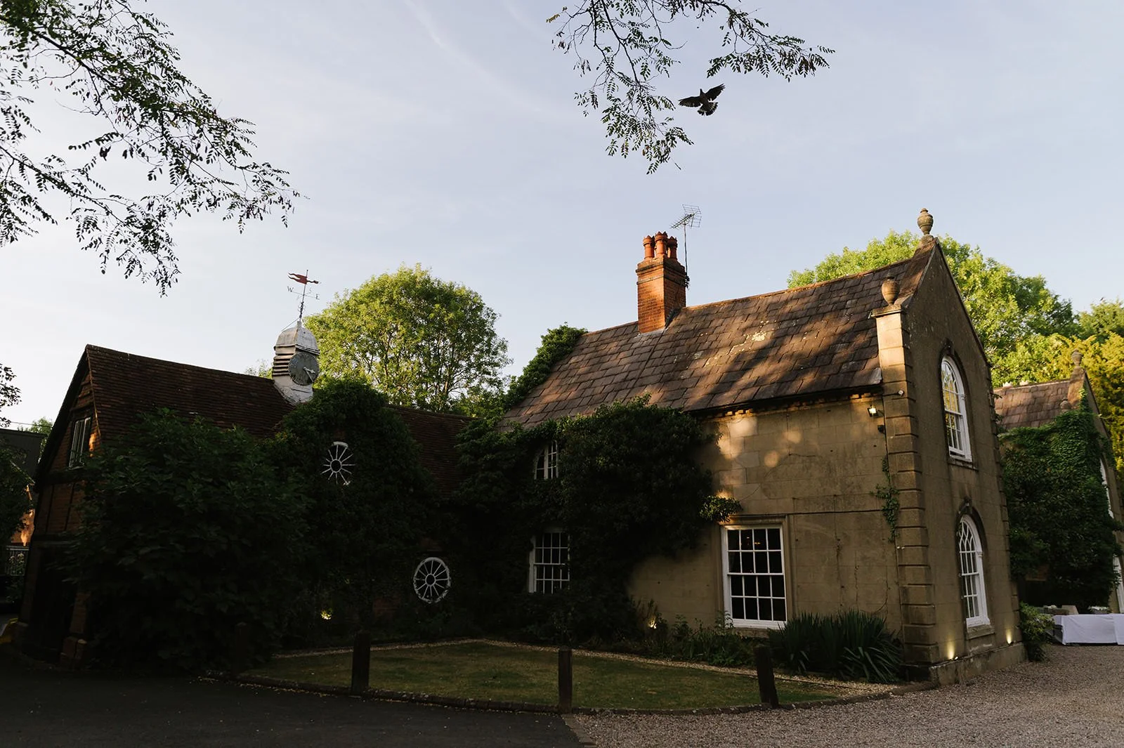 52 Old Rectory House Redditch Wedding photographer.jpg