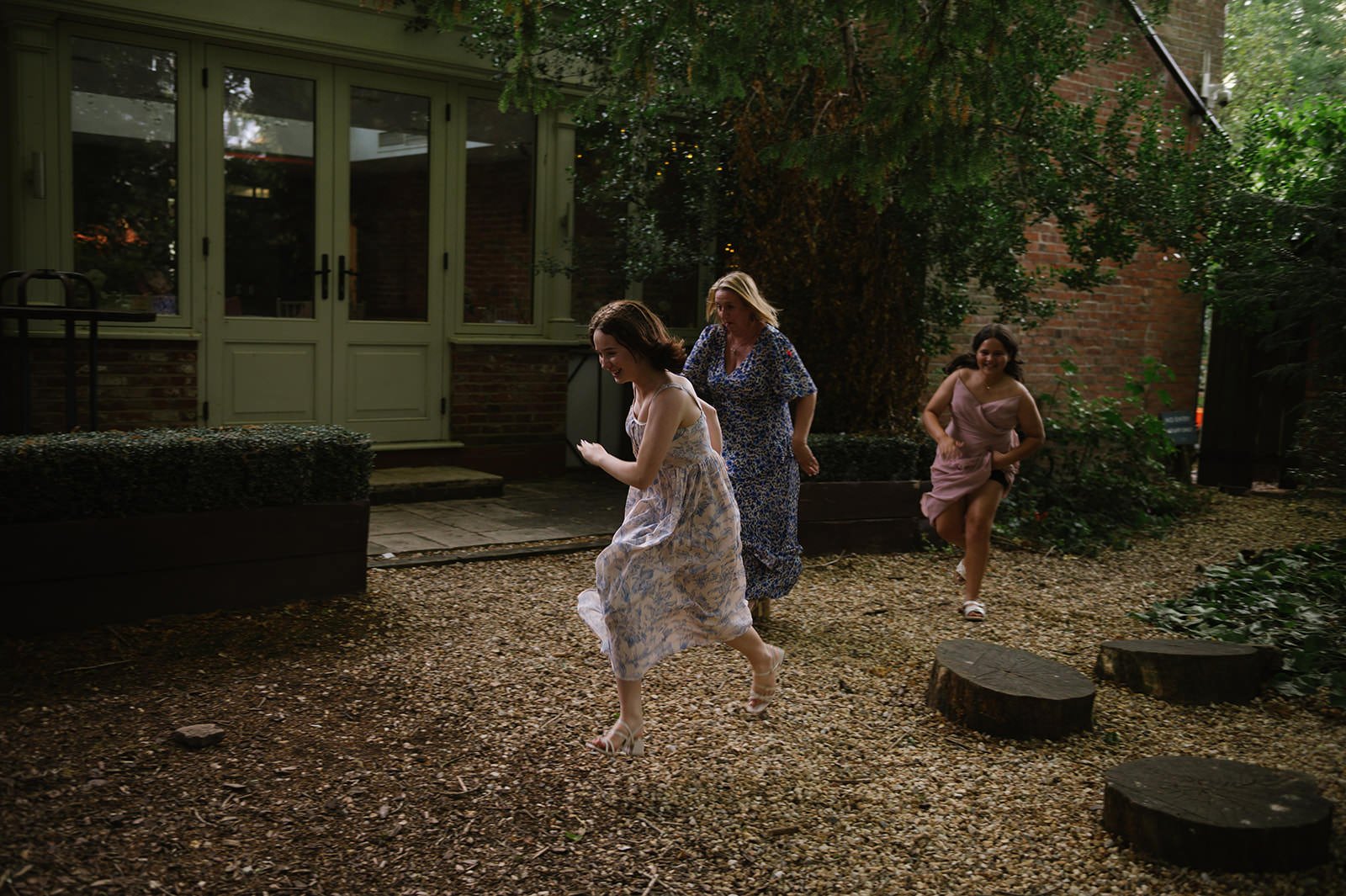 53 Old Rectory House Redditch Wedding photographer.jpg