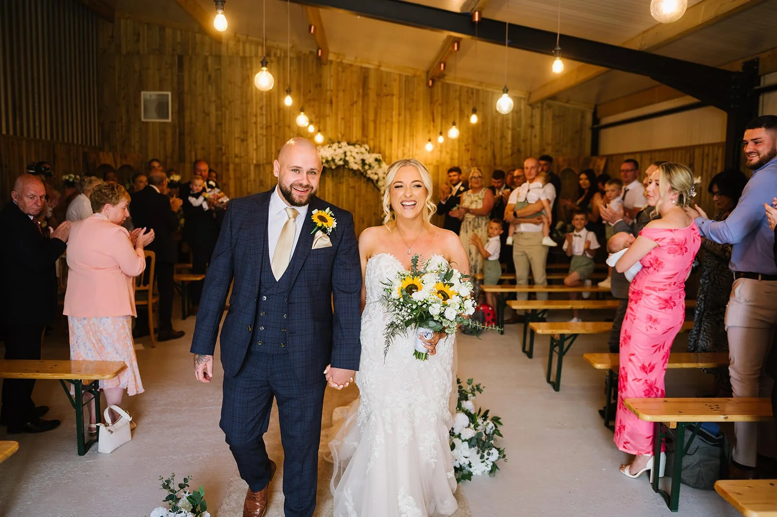 20 bilston brook lichfield wedding photographer.jpg