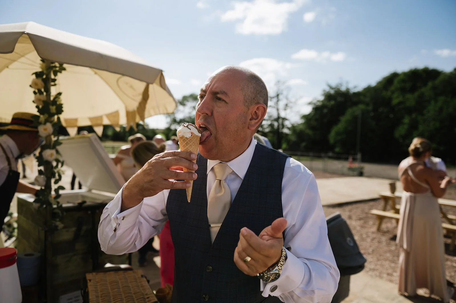 42 bilston brook lichfield wedding photographer.jpg