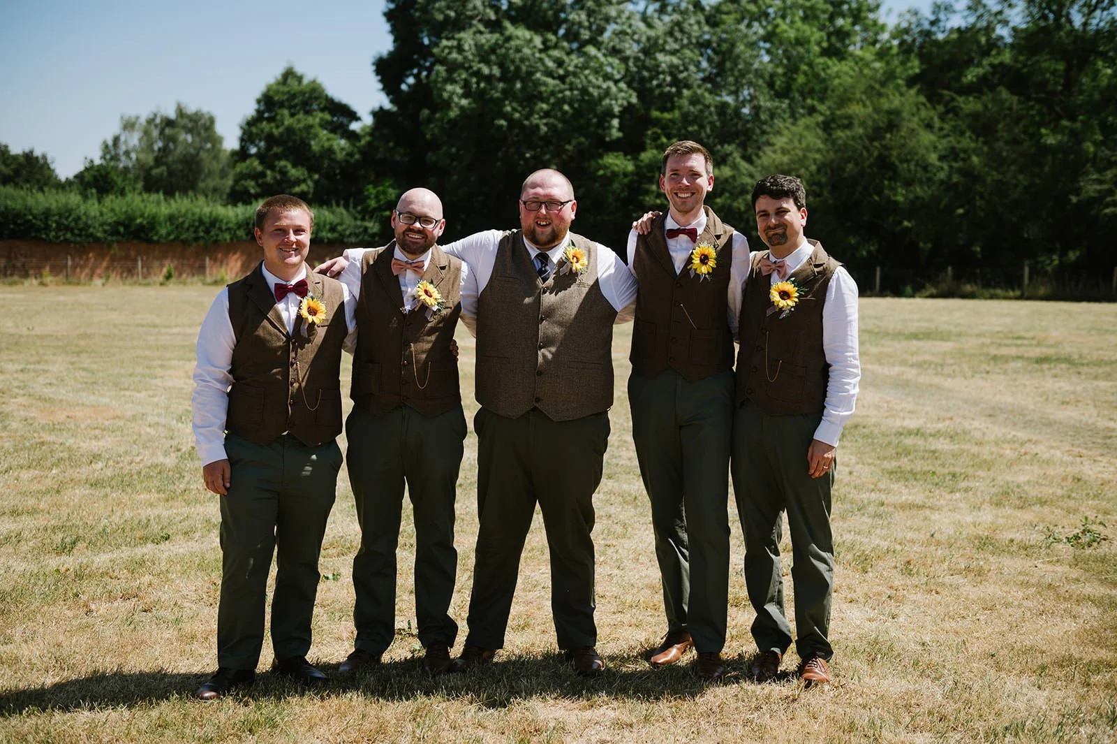 6 DIY wedding worcestershire photographer.jpg
