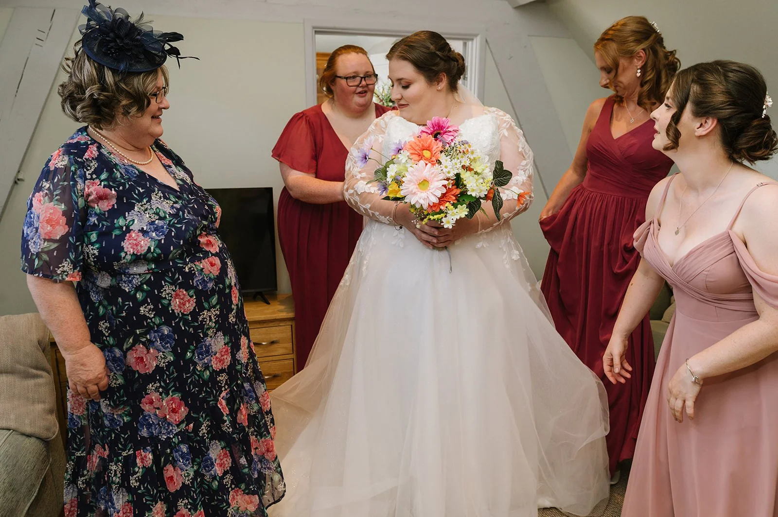 Wedding morning preparations at an Airbnb on a hot summer day