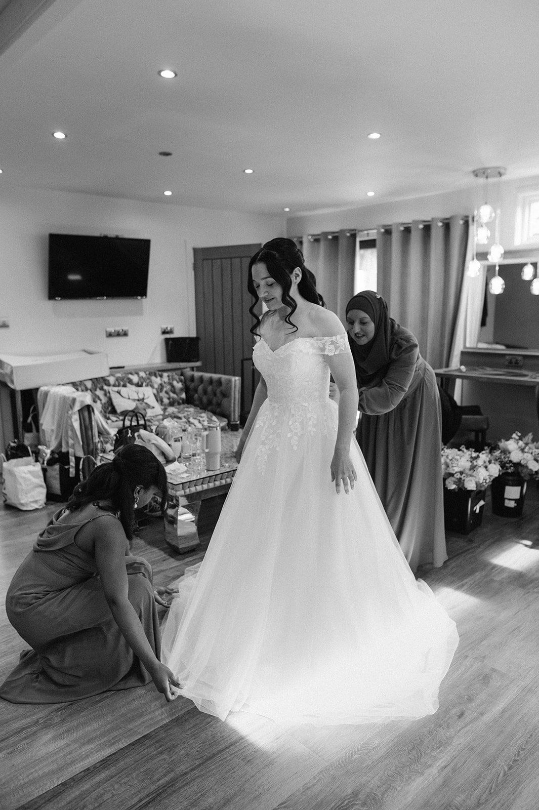 10 bredenbury court barns wedding photographer.jpg