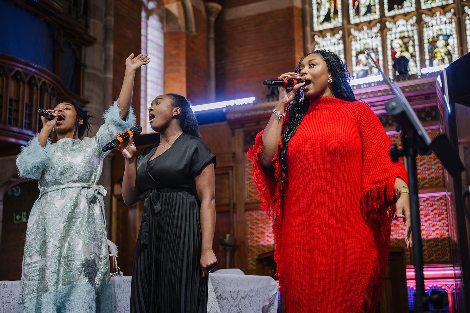 14 edgbaston park hotel birmingham wedding photographer.jpg