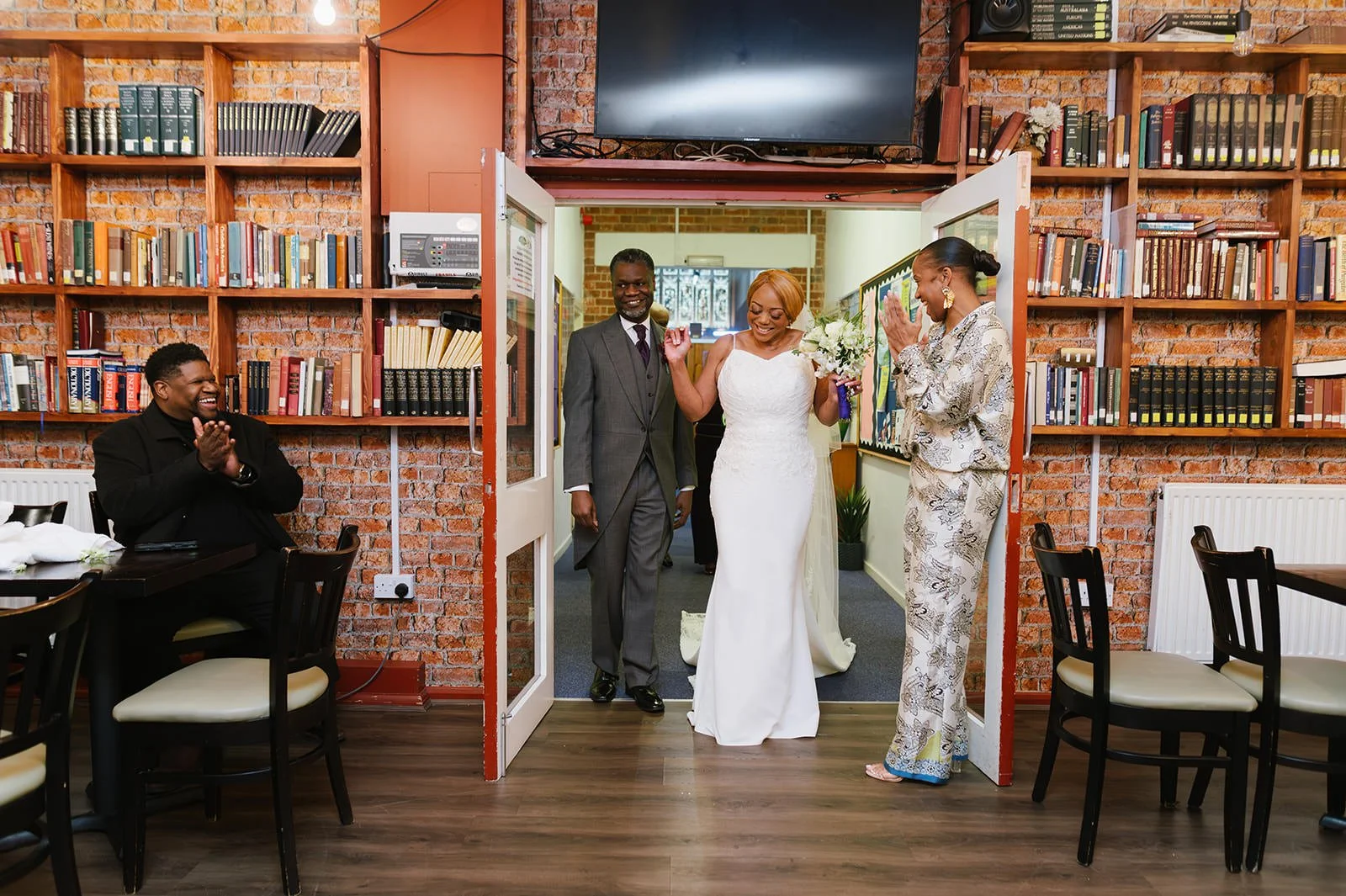 29 edgbaston park hotel birmingham wedding photographer.jpg